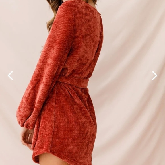 Selfie Leslie Diva Velvet Yarn Knit Sweater Dress Puff Sleeve Rust Womens Size L - Picture 3 of 15